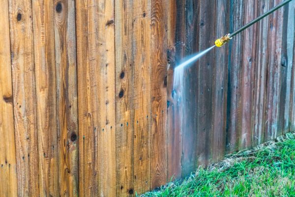 Cost of Fence Washing in Saint Johns