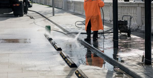 Parking Lot Pressure Washing in Saint Johns