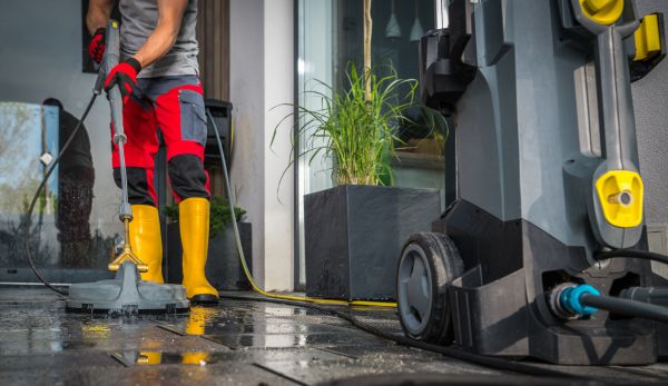 Commercial Pressure Cleaning in Saint Johns