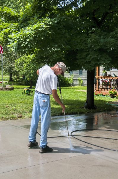 Cost of Driveway Concrete Cleaning in Saint Johns