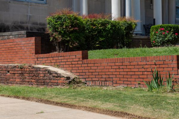 Cost of Retaining Wall Cleaning in Saint Johns