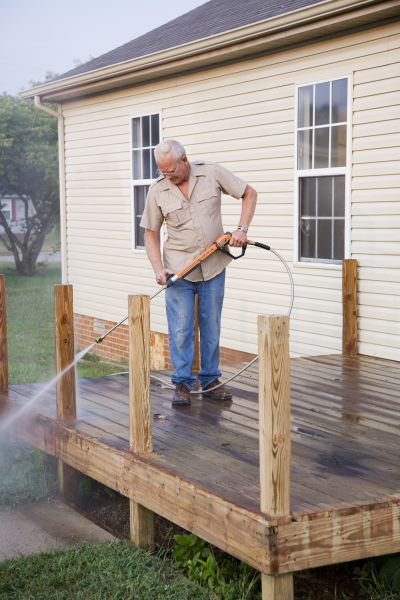 Deck Mold Cleaning in Saint Johns